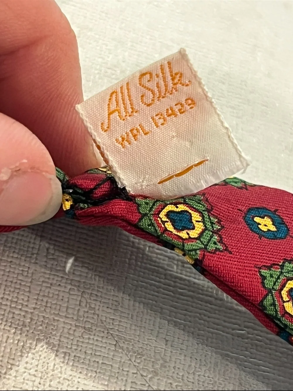 Vintage Classic Red Patterned silk Bow Tie. Made in England. Totally academia!